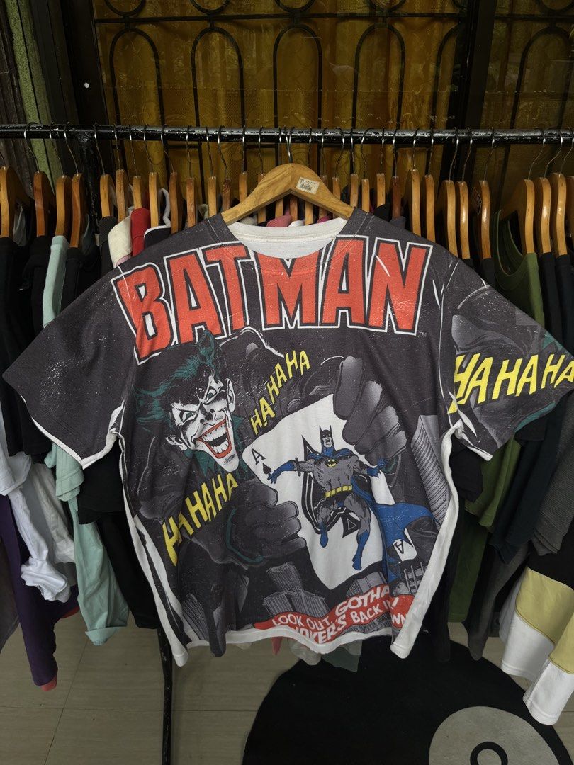 vintage Batman shirt (Category: Tshirts & Polo Shirts ) located in Tagum. Submitted by deocz_archives (Listing ID 1462682379, Image 1). Description: .