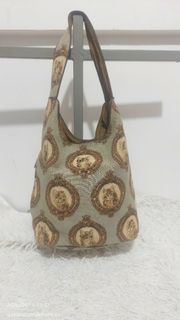 (Category: ) located in . Submitted by secondchances.thriftsh8p (Listing ID 1462865299, Image 1). Description: .