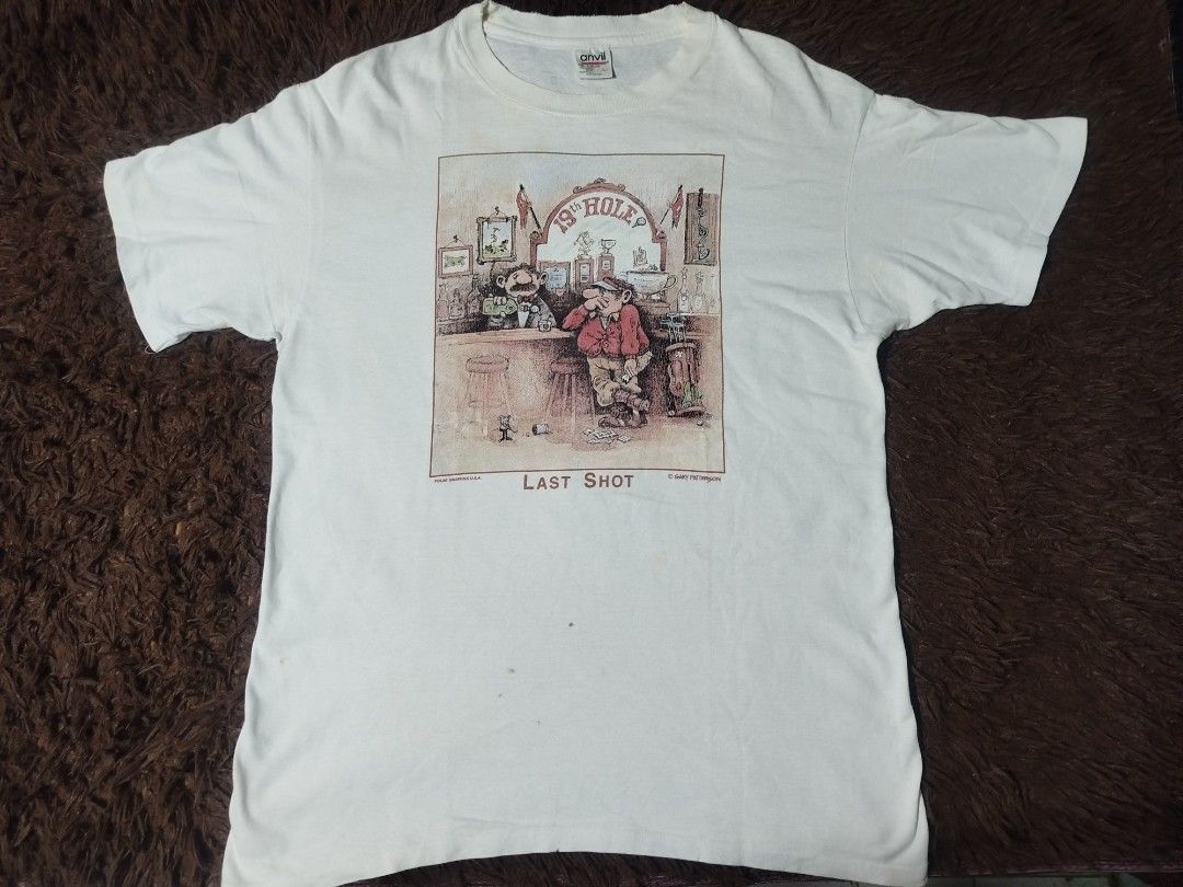 Vintage Gary Patterson Art Shirt (Category: Tshirts & Polo Shirts ) located in San Juan City. Submitted by reddvelasquez4298 (Listing ID 1462689576, Image 1). Description: Vintage Gary Patterson Art Shirt Size Large 21 Width 29 Length Good Condition Issues yellow/rust stains, tattered neckline. Check photos. 😊 550 pesos PM.