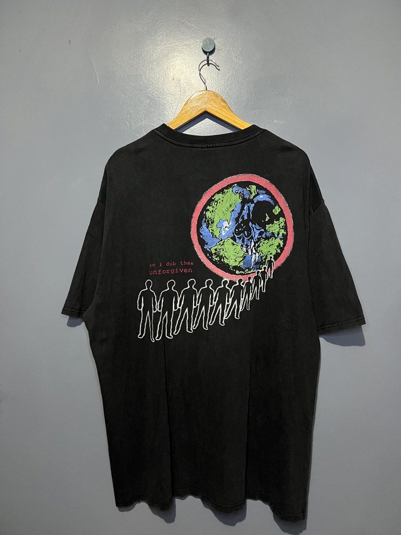 Vintage Metallica (Category: Tshirts & Polo Shirts ) located in Pagadian. Submitted by chiccsilog (Listing ID 1462790304, Image 2). Description: very good condition 8.8/10 color rate 24x30 (L to Xl) issue: crack print & faded.