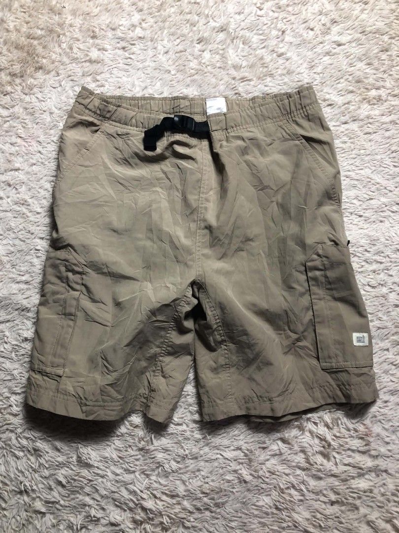 Vintage Nike ACG Trek Short (Category: Shorts) located in Manila. Submitted by truecat.00a53a (Listing ID 1462861588, Image 1). Description: size small excellent condition 90's- 00's black tag.