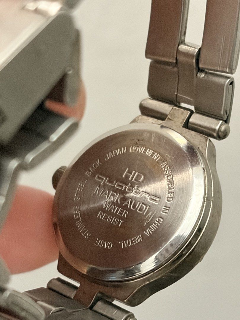 Vintage Quattro Mark Audi Watch (Category: Women's Watches) located in Quezon City. Submitted by oldsoultimepiecesph (Listing ID 1462849669, Image 2). Description: Brand: Quattro Mark Audi Untested.