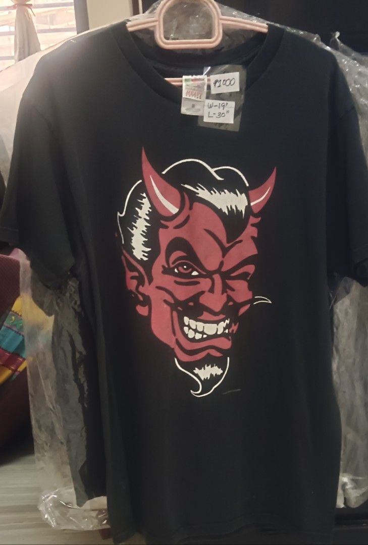 Vintage shirt (Category: Tshirts & Polo Shirts ) located in Tarlac. Submitted by ukaybyagp (Listing ID 1462879629, Image 3). Description: nsa pic details slmt po.