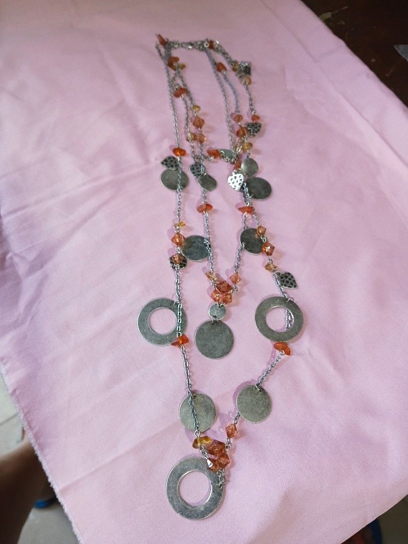 Vintage unicon necklace (Category: Other Accessories) located in Paranaque City. Submitted by 4thestate.surplusan (Listing ID 1462711630, Image 1). Description: vintage unicon necklace.