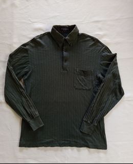 (Category: ) located in . Submitted by thrifted_93 (Listing ID 1462780287, Image 1). Description: .