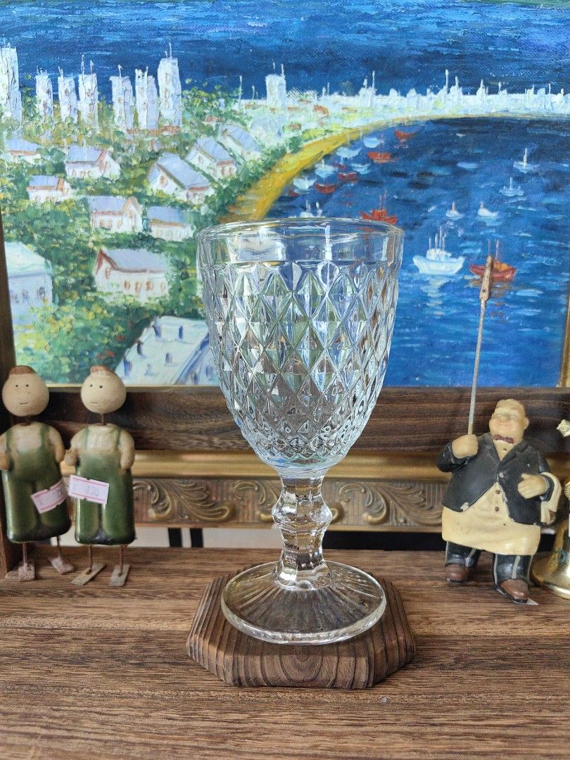 vintage-style clear glass goblet (Category: Dinnerware & Cutlery) located in Calamba. Submitted by princesspauliney. (Listing ID 1462732071, Image 1). Description: Vintage goblet from japan🔥 150 only Calamba laguna Shoppee check out.