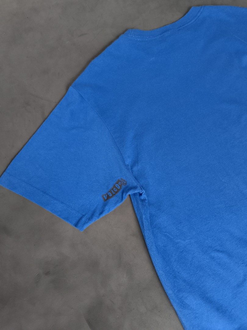 Volcom big logo design (Category: Tshirts & Polo Shirts ) located in Magsaysay. Submitted by every.w3ar (Listing ID 1462880530, Image 3). Description: check each photo for more details no issue ❌.