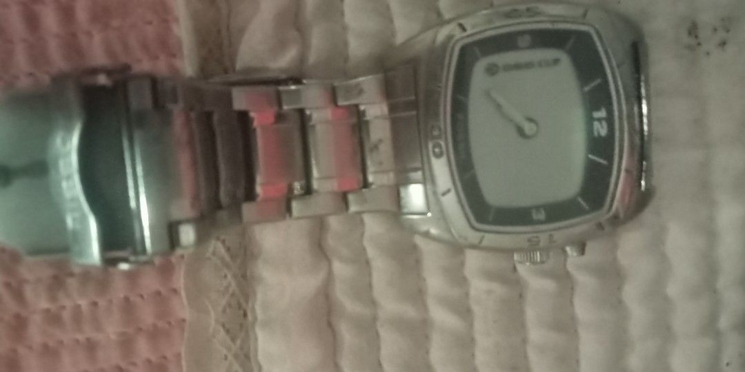 Watches set (Category: Jewelry) located in Paranaque City. Submitted by dimaguilaa94969 (Listing ID 1462806587, Image 3). Description: take all timex , swatch , fossil.