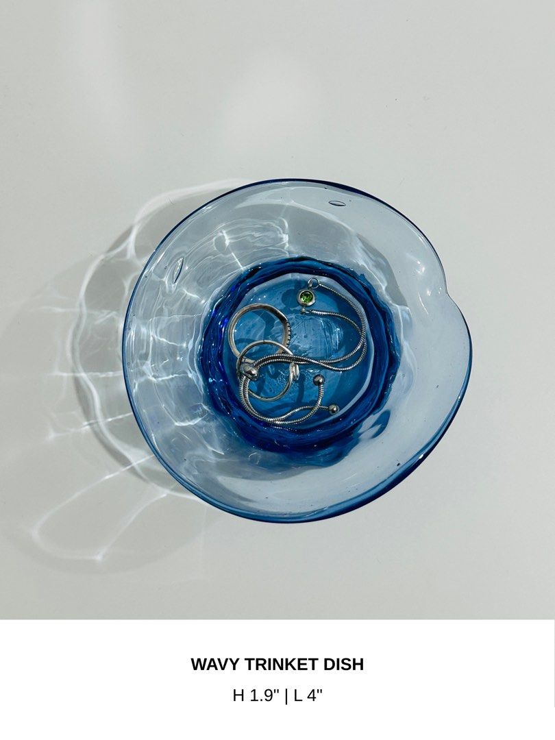 Wavy Glass Trinket Dish (Category: Other Home Decor) located in Manila. Submitted by anaya_d (Listing ID 1462800493, Image 2). Description: Cobalt blue wavy glass trinket dish that adds a bold accent to any space 🫐 Perfect for your dresser or bedside table..