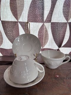 (Category: ) located in . Submitted by estellasvintagefinds (Listing ID 1462880714, Image 1). Description: .
