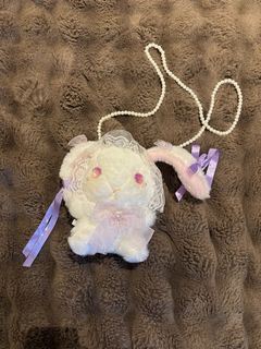 (Category: ) located in . Submitted by cool_eclecticfinds (Listing ID 1462726153, Image 1). Description: .