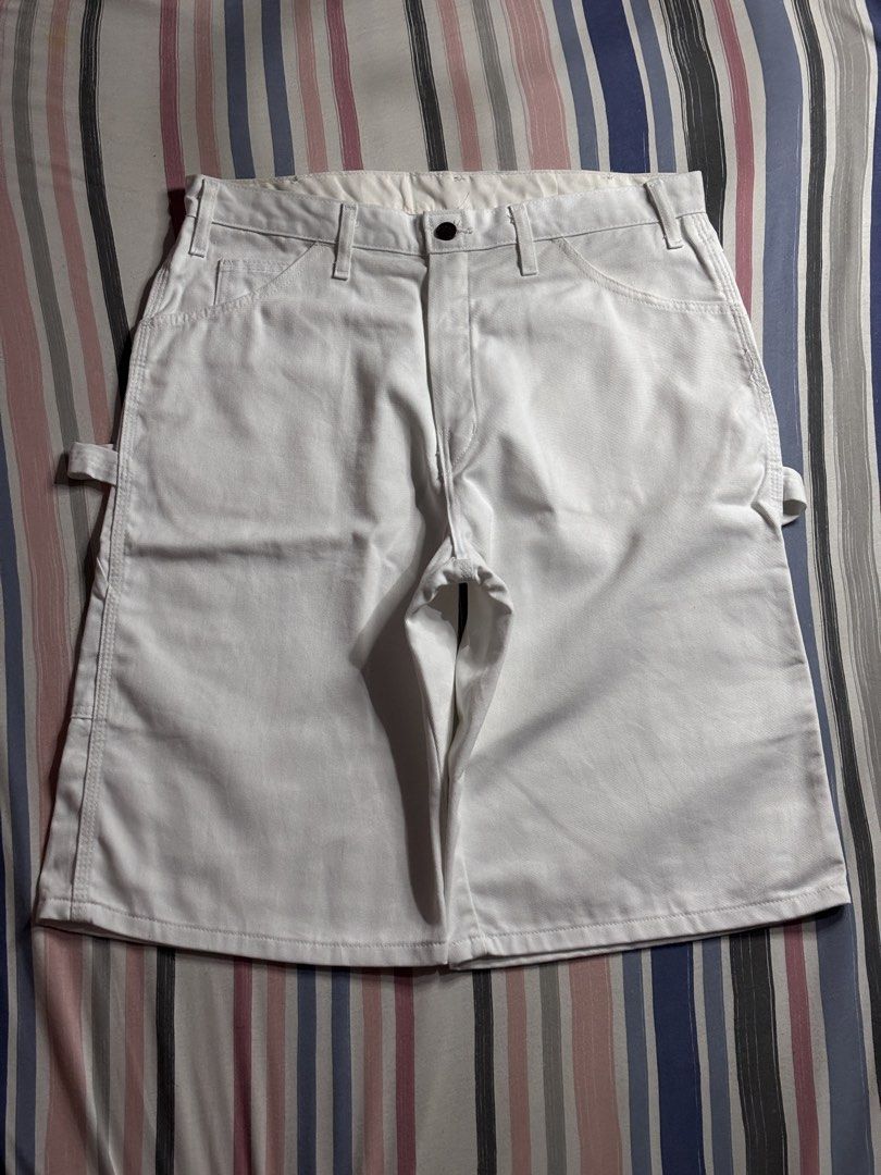 White Dickies Carpenter Jorts. (Category: Shorts) located in Cabuyao City. Submitted by giothr1ft (Listing ID 1462789726, Image 2). Description: W: 34 L: 24.5 Condition: 10/10 📌Buyers will shoulder the shipping fee. .
