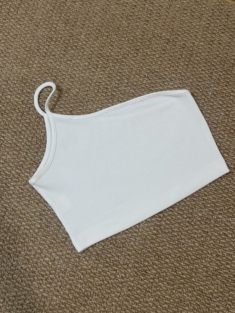 Asymmetrical Ribbed Cropped Top - S (Category: Others Tops) located in Pasig City. Submitted by miafml-closet-cleanout (Listing ID 1462744055, Image 3). Description: - like new - fits small frames posted price is fixed ♡ will not respond to hagglers. 💵 mop: gcash / bdo / maribank / unionbank 🛵 courier: any as long as arranged by buyer 🙅🏻‍♀️ no requested worn photos ❌ no meet-ups.