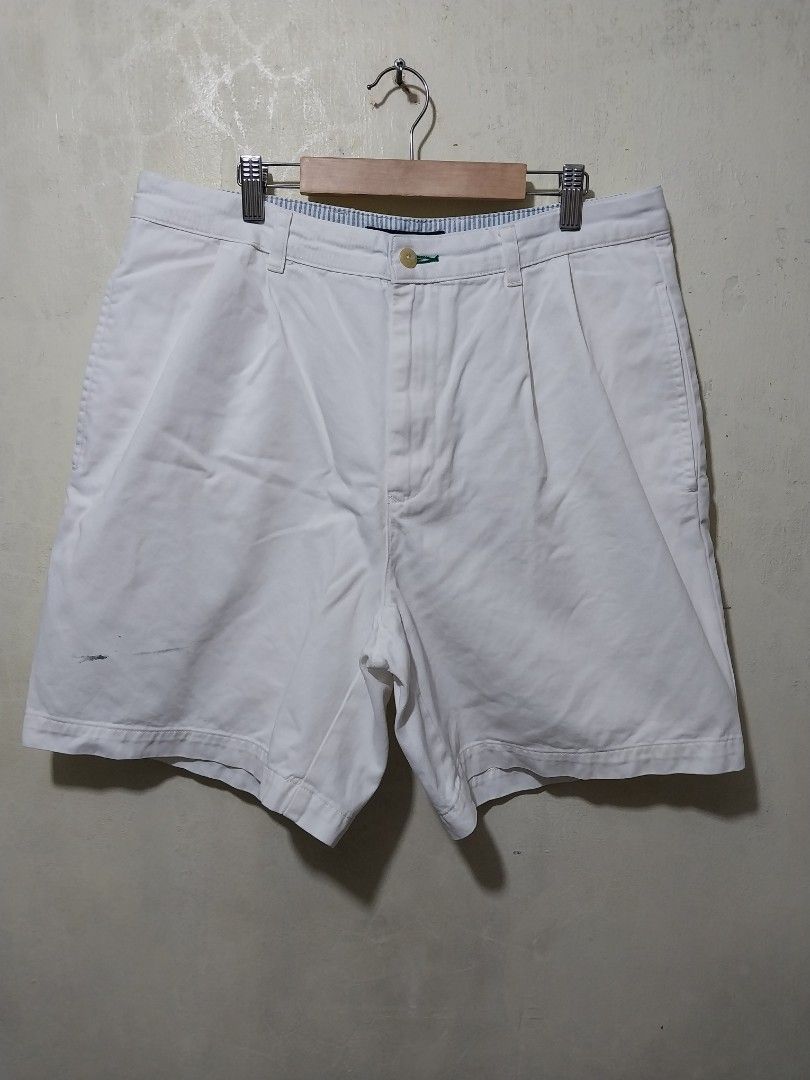 White Tommy Hilfiger Shorts (Category: Shorts) located in Manila. Submitted by PrinceDani.Clothing (Listing ID 1462742602, Image 1). Description: Tommy hilfiger white shorts Size 34in waist 20in length issue: black stain see pix excellent condition .