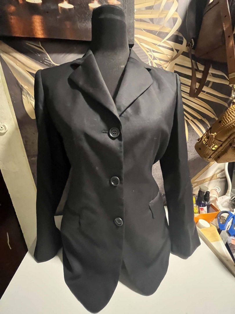 Womans blazers (Category: Coats, Jackets and Outerwear) located in Caloocan City. Submitted by trebdy01 (Listing ID 1462881624, Image 1). Description: Pre owned Very own condition Black Navy blue Stripes Can fit to Small to medium frame.