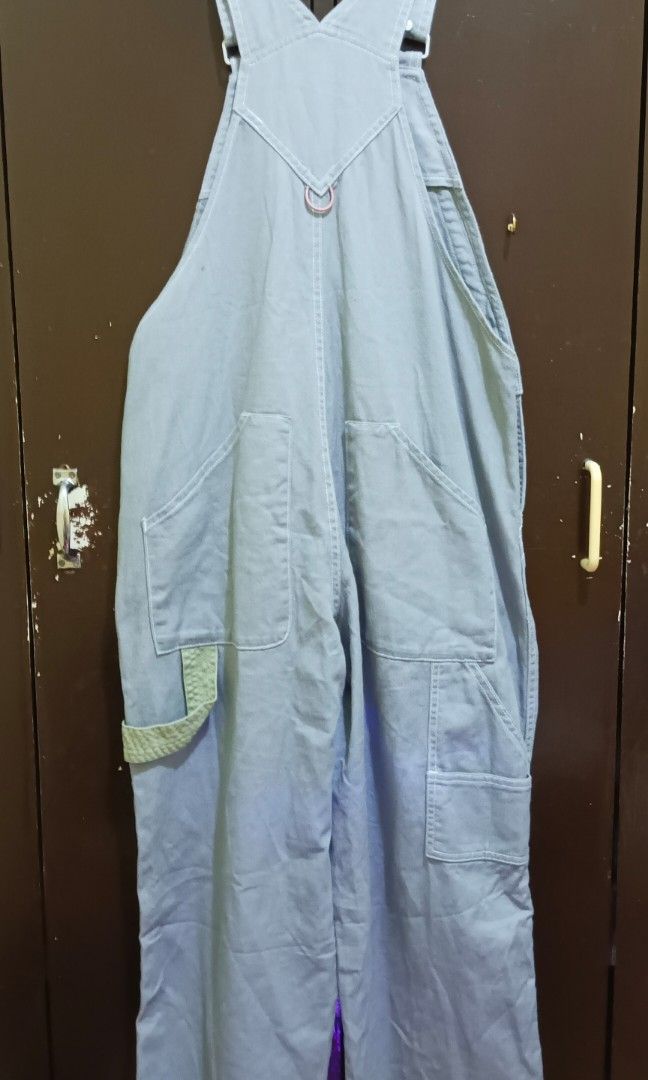 [WOMEN] Authentic Bossini Utility Jumper Overalls (Category: Jumpsuits) located in Calamba. Submitted by gs_gsk_akkv.26 (Listing ID 1462883105, Image 2). Description: [WOMEN'S FASHION] Authentic Bossini Utility Jumper Overalls Price: ₱999 SHIPPED (Free Shipping Nationwide!) Size & Fit: Size XS on tag (Best fits Women's Extra Small to Small frames) Condition: 9/10 (Crisp lightweight canvas fabric, very fresh multi-tone gray/olive earth colors) Det