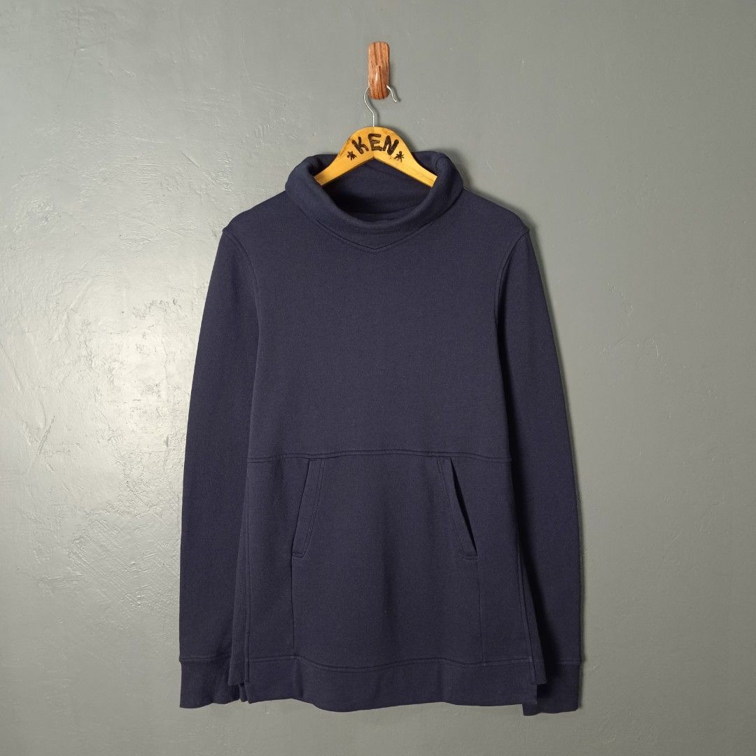 Women's - Lululemon (Category: Coats, Jackets and Outerwear) located in Bacolod City. Submitted by drop.ph (Listing ID 1462837485, Image 2). Description: Lululemon - Press Pause Pullover Authentic *Midnight Navy *Size L - 19x29.5 *Excellent *No Flaws *Price: 1,000php *Add SF if outside Bacolod City .