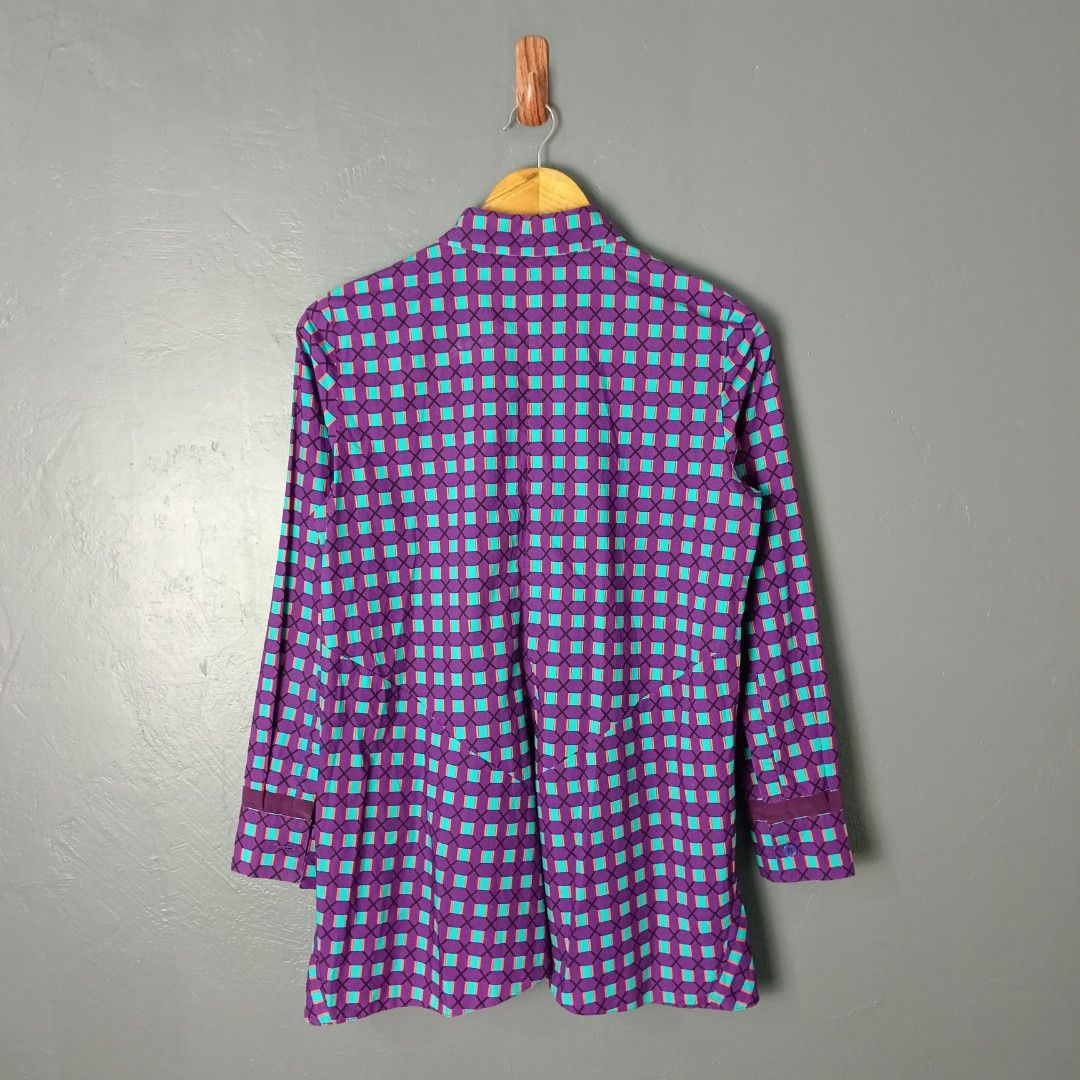 Women's - Marni (Category: Longsleeves) located in Bacolod City. Submitted by drop.ph (Listing ID 1462793069, Image 3). Description: Marni *Fits M - 19x25, 27 Back *Excellent *No Flaws *Price: 1,000php *Add SF if outside Bacolod City .