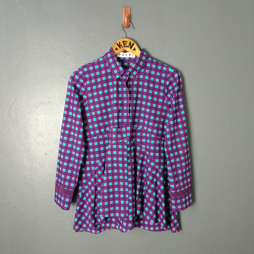 Women's - Marni (Category: Longsleeves) located in Bacolod City. Submitted by drop.ph (Listing ID 1462793069, Image 2). Description: Marni *Fits M - 19x25, 27 Back *Excellent *No Flaws *Price: 1,000php *Add SF if outside Bacolod City .