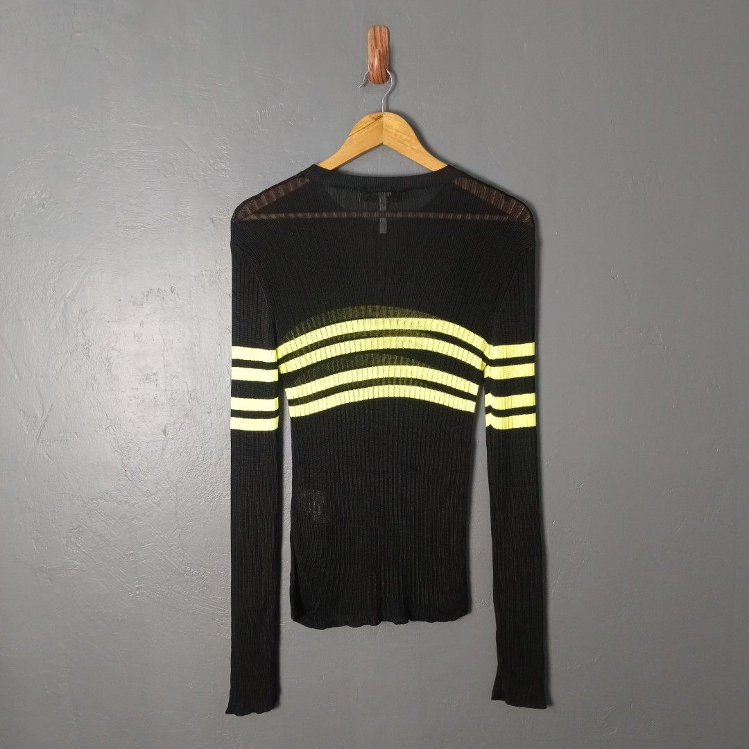 Women's - MSGM (Category: Coats, Jackets and Outerwear) located in Bacolod City. Submitted by drop.ph (Listing ID 1462824525, Image 3). Description: MSGM - Mesh Knit Long Sleeve Authentic *Size S *Stretchable up to 17-Width, 24.5-Length *Excellent *No Flaws *Price: 1,000php *Add SF if outside Bacolod City .