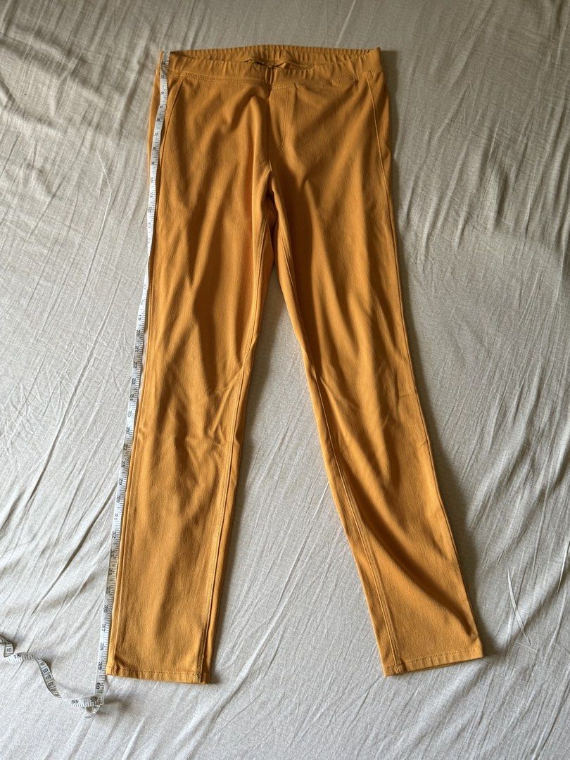 Women’s Orange Pants (Category: Other Bottoms) located in Paranaque City. Submitted by shopsuey.2021 (Listing ID 1462684561, Image 2). Description: .