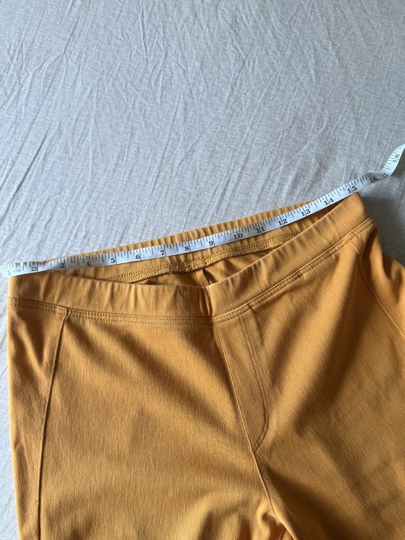 Women’s Orange Pants (Category: Other Bottoms) located in Paranaque City. Submitted by shopsuey.2021 (Listing ID 1462684561, Image 3). Description: .