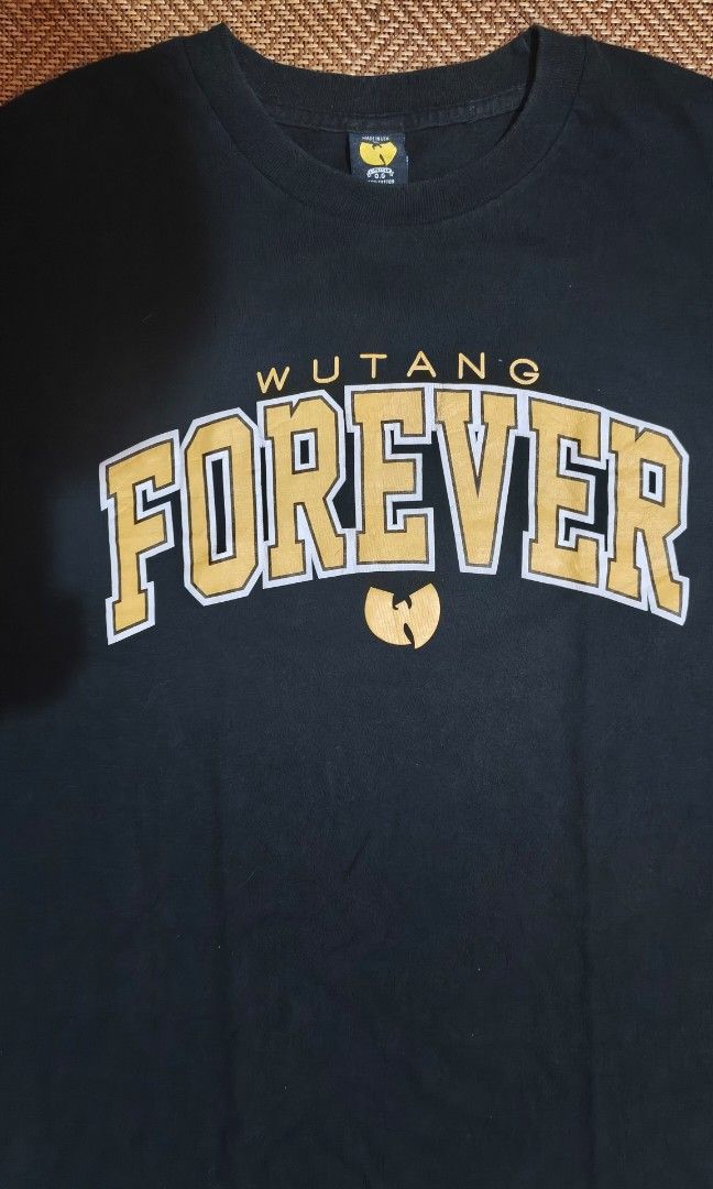 Wutang Shirt (Category: Tshirts & Polo Shirts ) located in Mandaue City. Submitted by kulasyow (Listing ID 1462856430, Image 2). Description: Wutang Shirt Issue: Print Crack Hairlines Kita sa Pic Dimes:22x30 Price: 300 Cebu Loc.