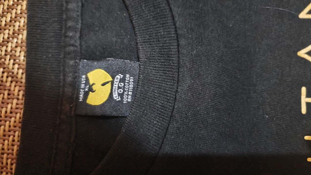 Wutang Shirt (Category: Tshirts & Polo Shirts ) located in Mandaue City. Submitted by kulasyow (Listing ID 1462856430, Image 3). Description: Wutang Shirt Issue: Print Crack Hairlines Kita sa Pic Dimes:22x30 Price: 300 Cebu Loc.