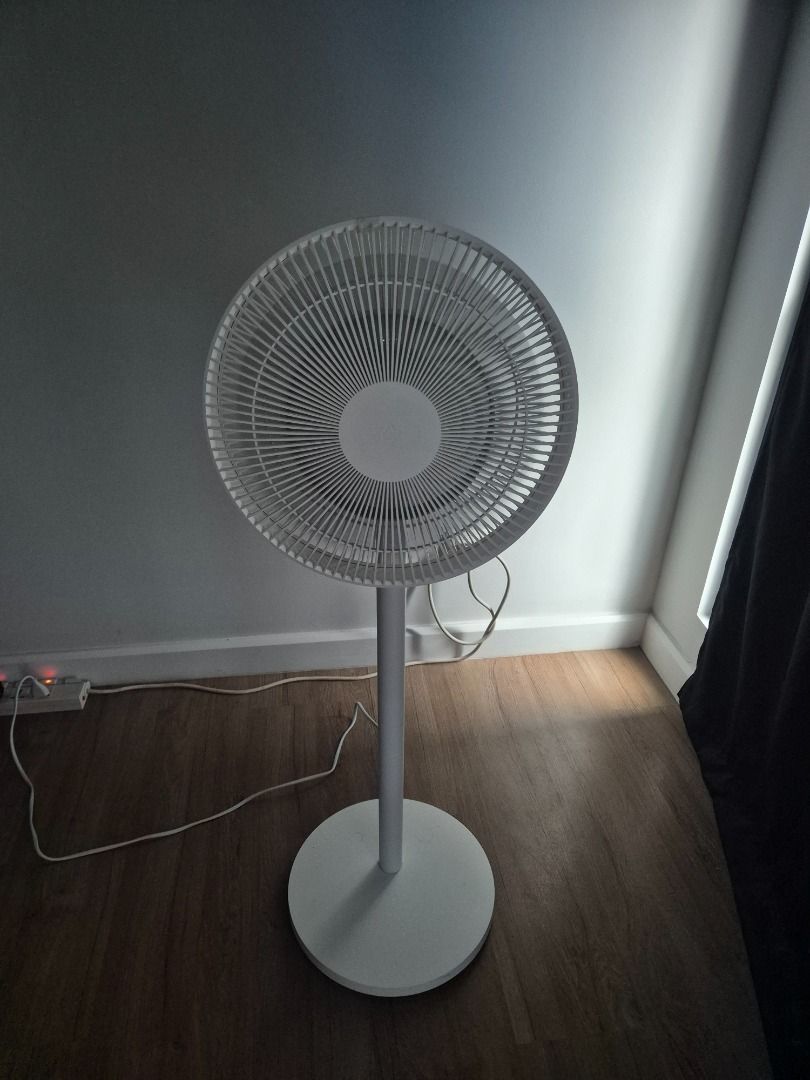 Xiaomi Smart Standing Fan 2 (Category: Fans) located in Caloocan City. Submitted by wayne.rhee (Listing ID 1462774329, Image 1). Description: No issue Price : 2000 Pickup : Solstice tower1, Makatk - Xiaomi Smart Standing Fan 2 - Simulates natural breeze with dual blades - Quiet operation (low noise at 55dB(A)) - Keeps your room cool and comfortable.