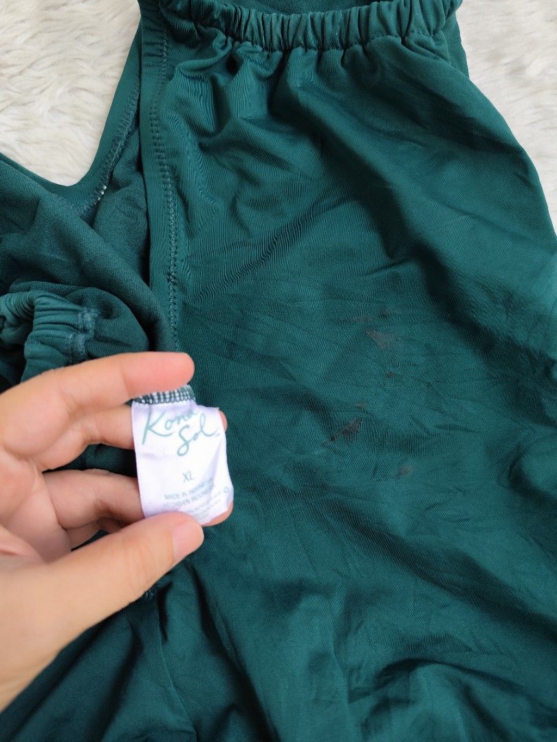 (XL) Kona Sol Swimsuit (Category: Bikinis & Swimsuits) located in Paranaque City. Submitted by tanz2014 (Listing ID 1462704202, Image 3). Description: 🥀𝐏𝐋𝐔𝐒 𝐒𝐈𝐙𝐄 𝐒𝐖𝐈𝐌𝐖𝐄𝐀𝐑🥀 🌻Good Condition🌻 🌼Brand: KONA SOL ➡️Padded ➡️minimal black ink see photo 🌸Size: XL 💸Mine: P280 🔺All Items are PRELOVED in good condition. 🔺Please do manage your expectations. 🔺WASH before USE‼️ 🔺BUY at your own RISK‼️ ❌NO RETURN, NO EXCHANGE POLICY❌ �