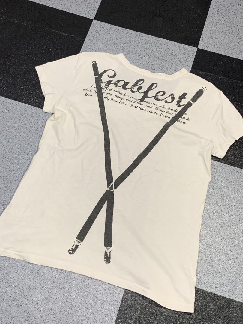 Y2k Band tee (Category: Shirts) located in Angeles City. Submitted by badillajel81176 (Listing ID 1462728824, Image 2). Description: WTS –Y2k Band tee women/Dated 2009 📏 Size: Tag size “Medium “to large 📏 Measurements: Width:20.2 Length: 25.4 💢Issue-No issue ✨ Condition: 10/10 🟦 Color Rate:10/9 📍 Pampanga Angeles City 📦 Shipping available nationwide.