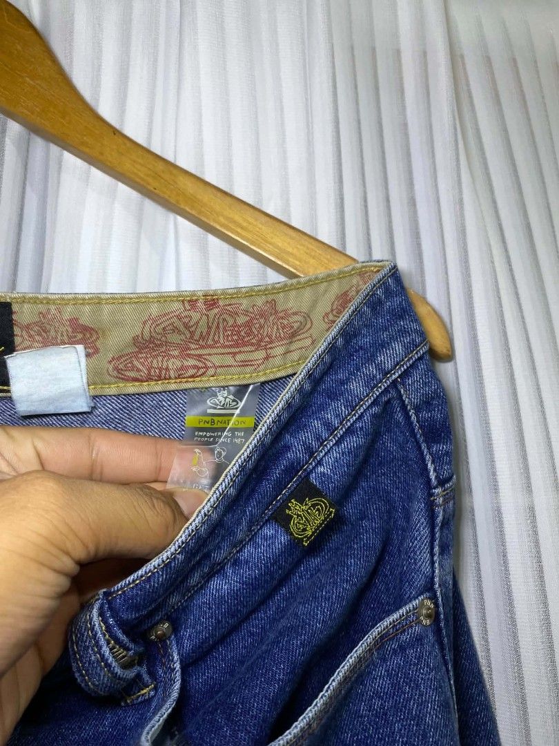 Y2k Pnb Nationa baggy pants (Category: Jeans) located in Tarlac. Submitted by dinnuh4e (Listing ID 1462875179, Image 2). Description: Pnb Nation Waist 34 Length 43 Thigh 14.5 Lo 9 .
