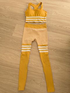 (Category: ) located in . Submitted by SG00Deal (Listing ID 1462704892, Image 1). Description: .