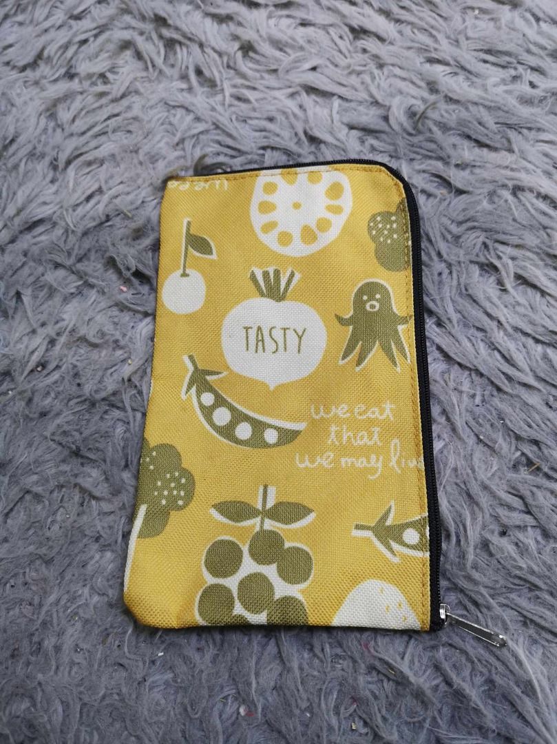 Yellow Fabric Zipper Closure Pouch (Category: Purses & Pouches) located in Santa Cruz. Submitted by jmy_surplus.2 (Listing ID 1462792082, Image 2). Description: Size ; L - 5 W - 8.11 Color ; Yellow Type ; Pouch Brand ; No brand Material ; Nylon Style ; Zipper Closure Yellow Pouch LR 129 JMY 5 Batch #222.