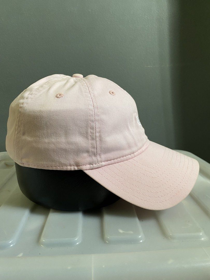 Yomiuri Giants YG. cap womens adjustble cap (Category: Caps & Hats) located in Caloocan City. Submitted by the_good_item05 (Listing ID 1462882031, Image 2). Description: New era yumiuri giants cap original used.