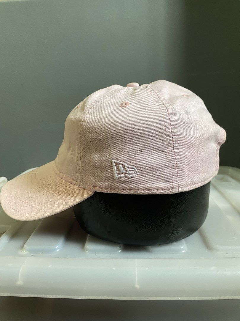Yomiuri Giants YG. cap womens adjustble cap (Category: Caps & Hats) located in Caloocan City. Submitted by the_good_item05 (Listing ID 1462882031, Image 3). Description: New era yumiuri giants cap original used.