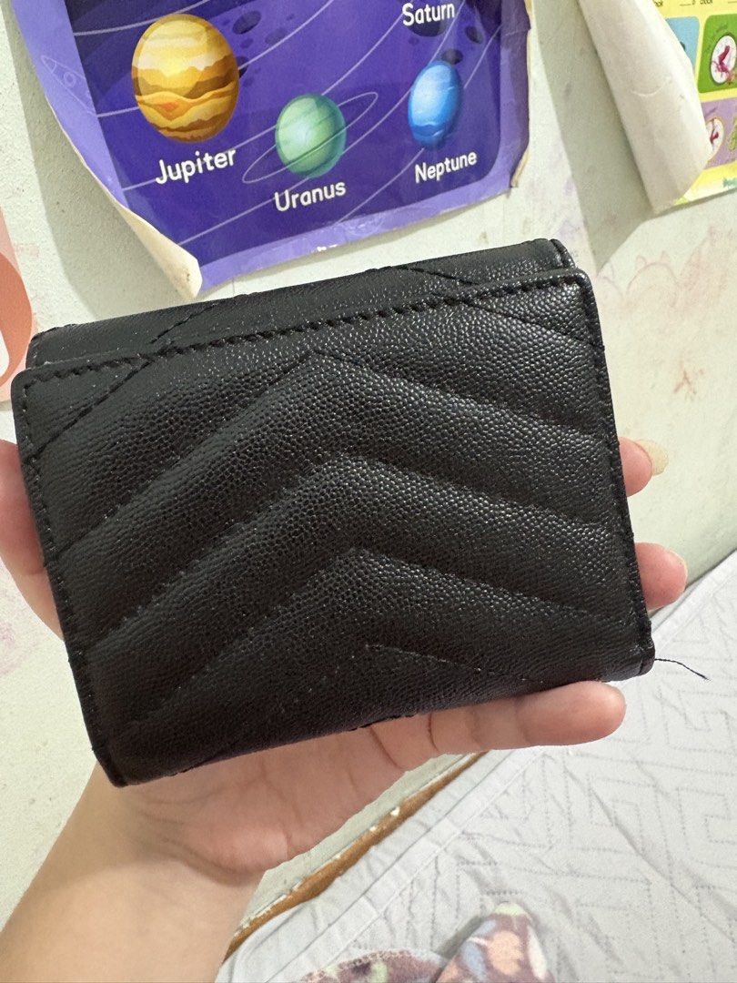 YSL wallet (Category: Luxury Bags & Wallets) located in Manila. Submitted by joeydiana12 (Listing ID 1462815765, Image 2). Description: .