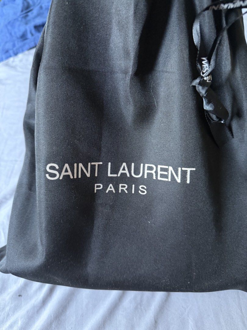 Yves Saint Laurent GWP Black Leather Shoulder Bag (Category: Luxury Bags & Wallets) located in Caloocan City. Submitted by xdgalejand84900 (Listing ID 1458788310, Image 2). Description: - Authentic GWP Saint Laurent bag - Color: Black - Material: Quilted leather - Hardware: Silver - Includes: Dust bag only, no boxes - Versatile: Ideal for nights out or everyday use.