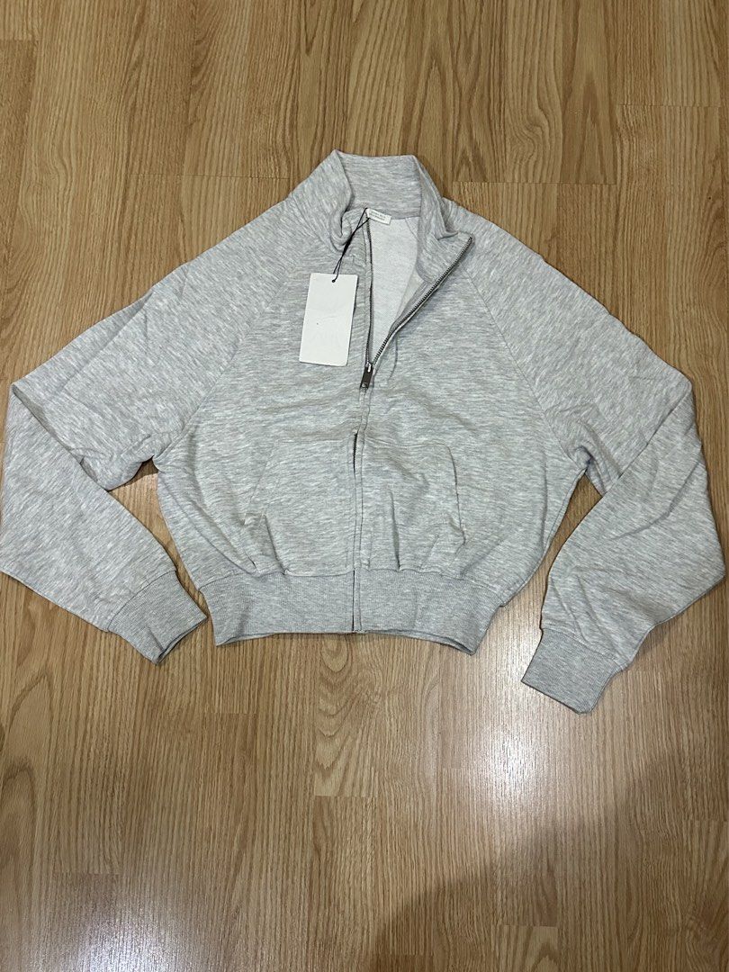 ZARA | Gray Zip Jacket - Small (Category: Coats, Jackets and Outerwear) located in Roxas City. Submitted by elliesuite (Listing ID 1462841461, Image 2). Description: Read: LAST PRICE POSTED ‼️ NO WHEN WORN ‼️ NO MEASUREMENTS Brand New with Tags Size: Small Perfect for cold, rainy days. SF c/o Buyer. (JRS Express ONLY ₱180) No grab/lala (not from the Metro) All sales are final. No REFUND. No return / exchange. .