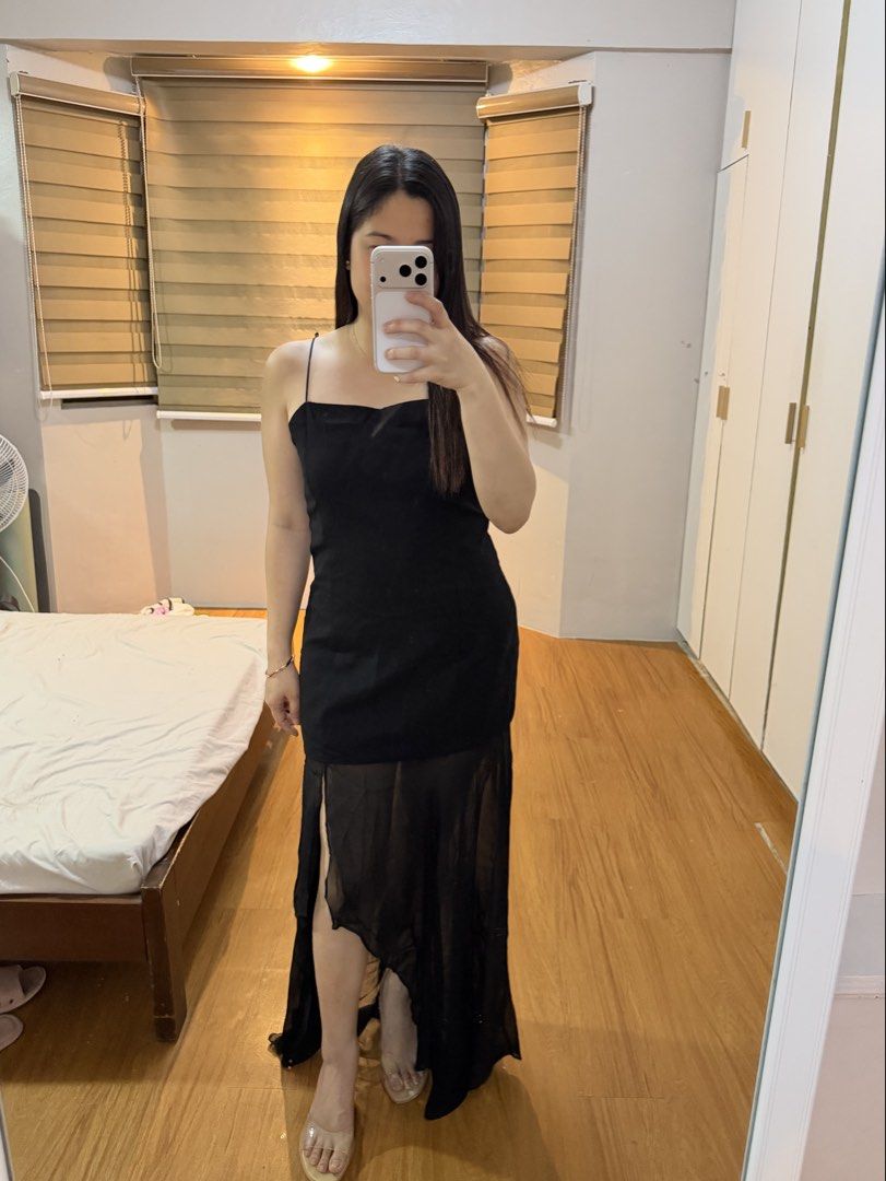 ZARA black dress (Category: Dresses) located in Cainta. Submitted by mvqg17 (Listing ID 1462770572, Image 1). Description: Brandnew zara dress What you see is what you get.