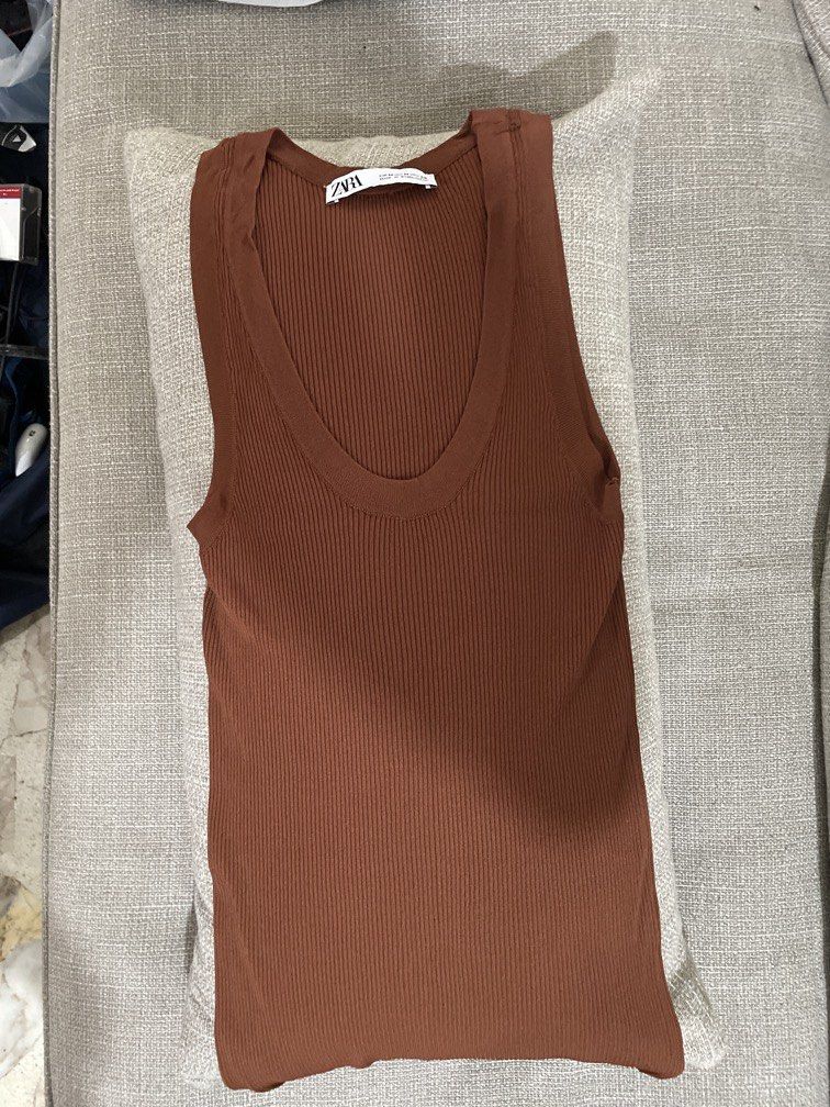 Zara Camel Ribbed Sleeveless Top (Category: Sleeveless) located in Las Pinas. Submitted by yourneighbortotoro (Listing ID 1462692812, Image 1). Description: .