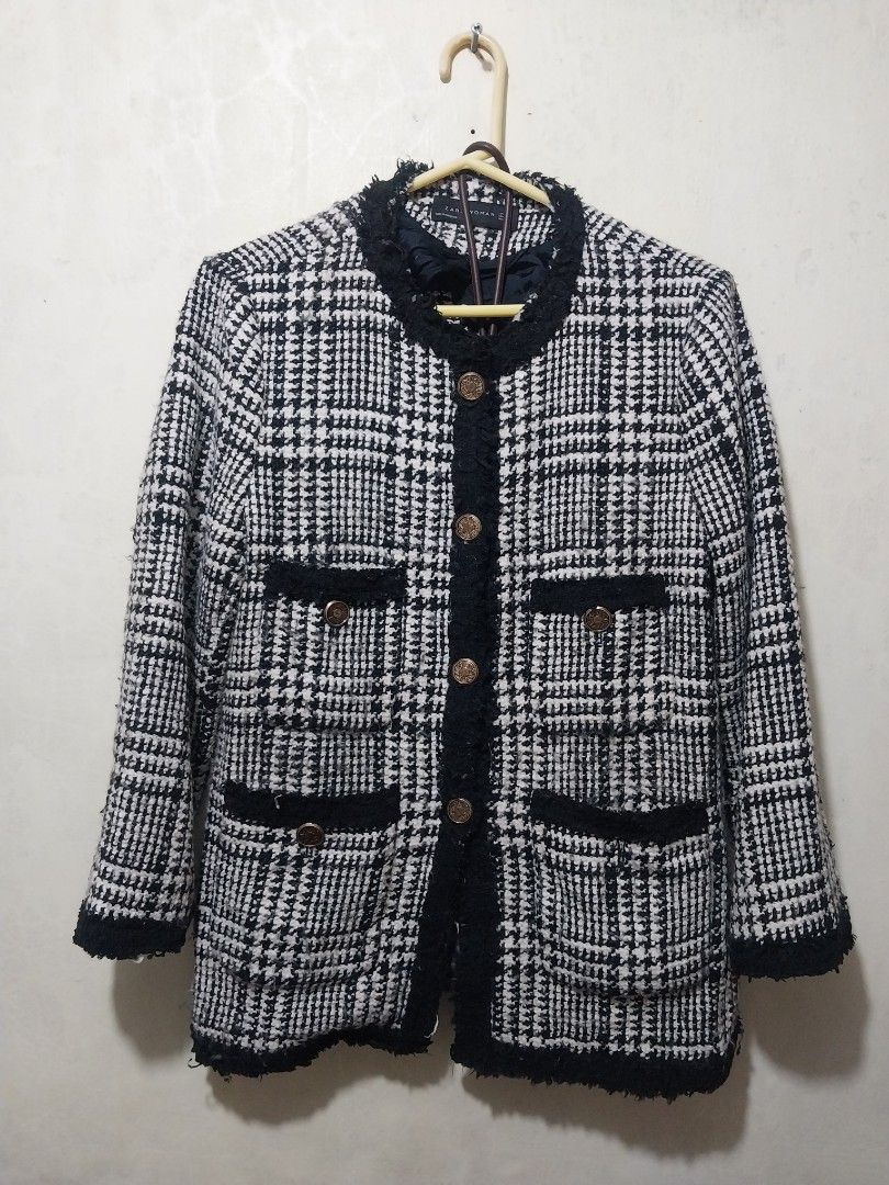 Zara Houndstooth Tweed Jacket with Gold Buttons (Category: Coats, Jackets and Outerwear) located in Manila. Submitted by PrinceDani.Clothing (Listing ID 1462787733, Image 3). Description: zara tweed houndstooth blazer large 19.5in width 27.5in length excellent condition .
