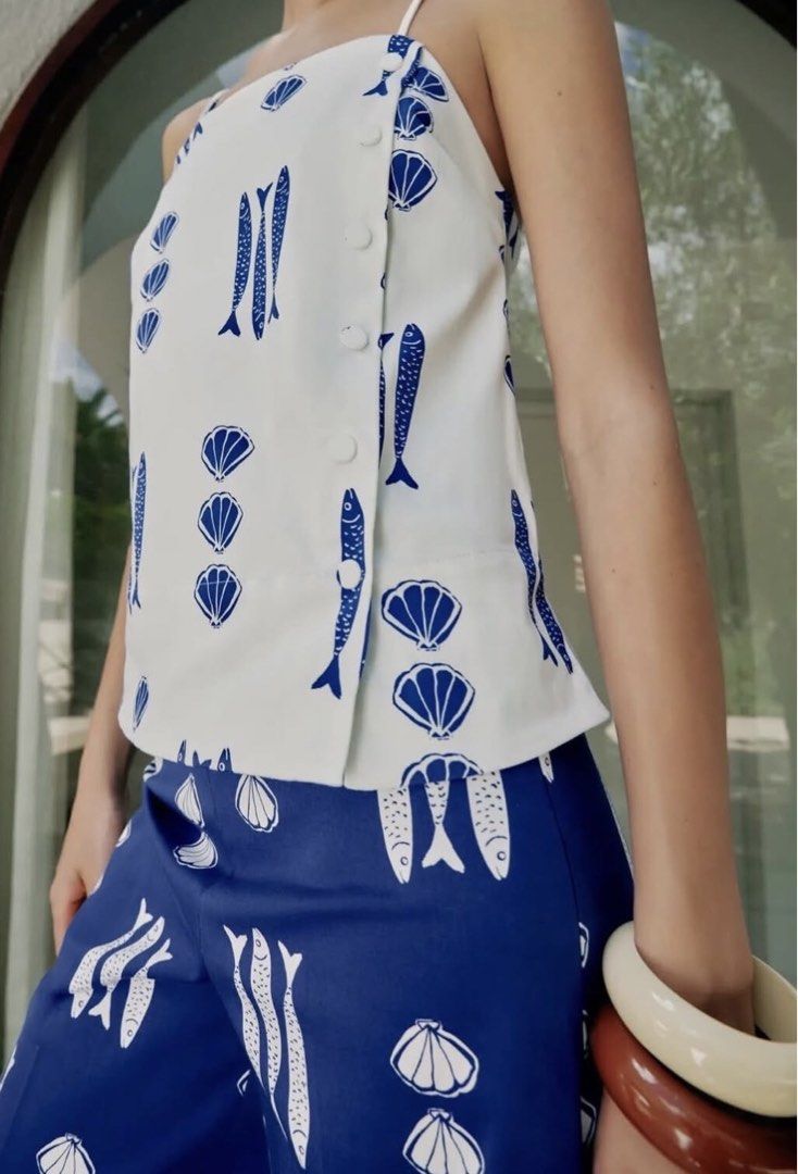 ZARA PRINTED TOP (Category: Others Tops) located in Mandaluyong City. Submitted by brocante_bykc (Listing ID 1462741675, Image 2). Description: .