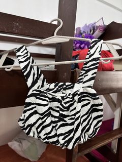 (Category: ) located in . Submitted by thrifty.bear (Listing ID 1462697027, Image 1). Description: .