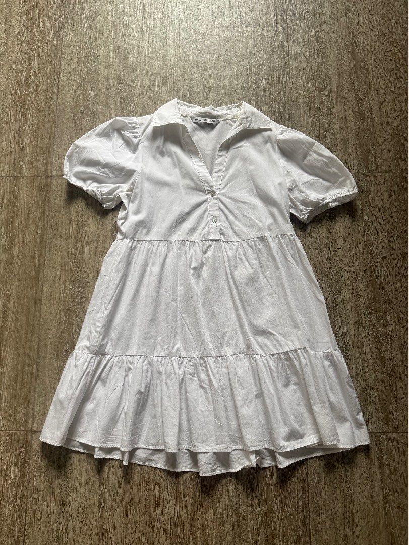 ZARA White puff sleeve mini dress (Category: Dresses) located in Quezon City. Submitted by thshxn21 (Listing ID 1462721889, Image 1). Description: ITEM DETAILS & SELLING TERMS * RFS: Di na nasusuot / Decluttering * Fit Reference/Measurements: * Bust: 34” * Waist: 26” * Hips: 38” SHIPPING & PAYMENT * Delivery: Lalamove only (Buyer shoulders the shipping fee) * Payment via GCash / Bank Transfer PLEASE READ BEFORE BUYING * Pre-loved/Used unless stat