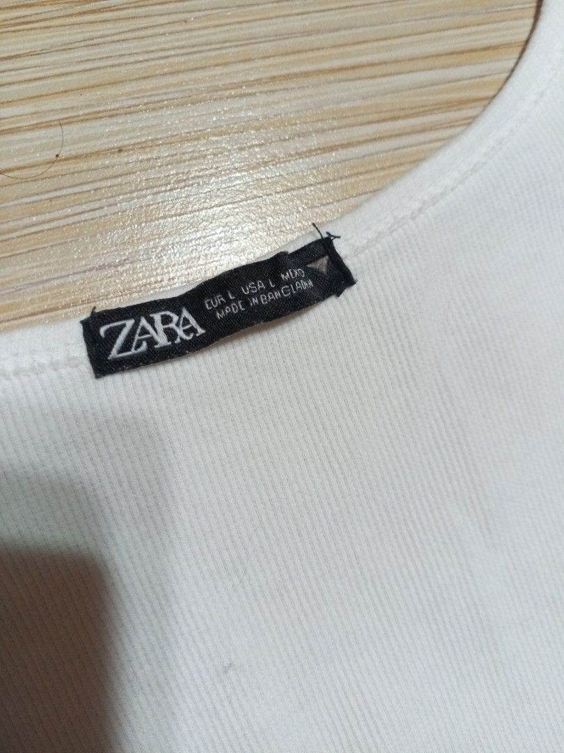 Zara White Ribbed Fitted Dress (Category: Dresses) located in Santa Cruz. Submitted by jldeclutter (Listing ID 1462846203, Image 2). Description: - Basic wardrobe essential - Comfortable and versatile L on tag but fits me perfectly (im size small) Length: 39 inches Waist: 25 inches MOP: GCash MOD: J&T Loc: Laguna.