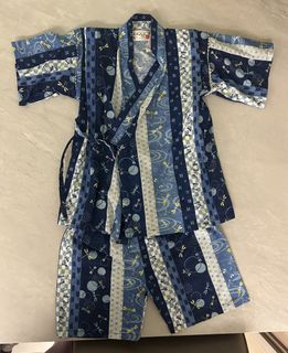 （分類：）位於 。 由 dumsonk 提交（商品編號 1459245244，圖片 1）。簡介： 。