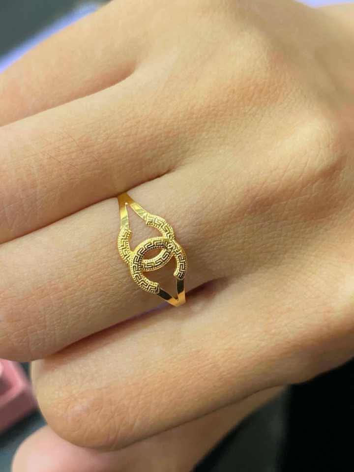18K Saudi Gold CC Ladies Ring (Category: Rings) located in Caloocan City. Submitted by cheskhaionlinestore2.0 (Listing ID 1459106944, Image 1). Description: 18K Pure Saudi Gold CC Ring Size 6,7,8 ₱3100 only 📌 🍒 Pawnable/ Nasasangla💯 🍒 Brandnew 💯 🍒 Ship via JNT/ LBC 🍒 Lalamove for same day delivery 🍒 We accept COD COP with downpayment to avoid cancellation of orders ⚡ How to Order? Please feel free to message us directly 🙏🏻 Cheskhai Onli