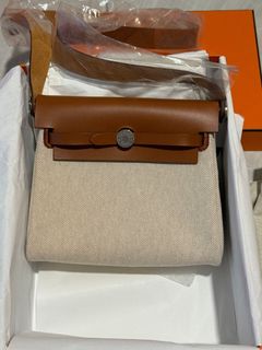 (Kategori: ) berada di . Dikirim oleh brandedboutiquez (ID iklan 1459164808, Gambar 1). Deskripsi: .