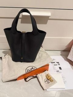 (Kategori: ) berada di . Dikirim oleh brandedboutiquez (ID iklan 1459165158, Gambar 1). Deskripsi: .